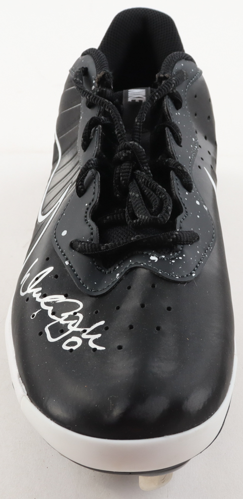 Walker Buehler Signed Nike Baseball Cleat (Beckett) at PristineAuction.com Walker Buehler Signed Nike Baseball Cleat (Beckett) at PristineAuction.com