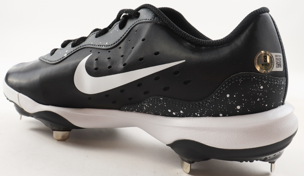 Walker Buehler Signed Nike Baseball Cleat (Beckett) at PristineAuction.com Walker Buehler Signed Nike Baseball Cleat (Beckett) at PristineAuction.com