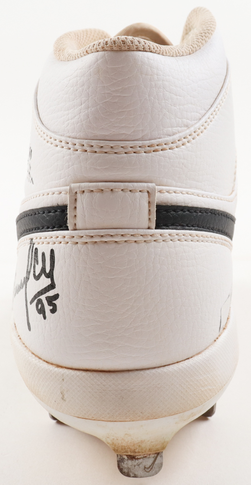 Oswaldo Cabrera Signed Game-Used Nike Air Jordan Baseball Cleat Inscribed "Game-Used 2024" (Beckett) at PristineAuction.com Oswaldo Cabrera Signed Game-Used Nike Air Jordan Baseball Cleat Inscribed "Game-Used 2024" (Beckett) at PristineAuction.com