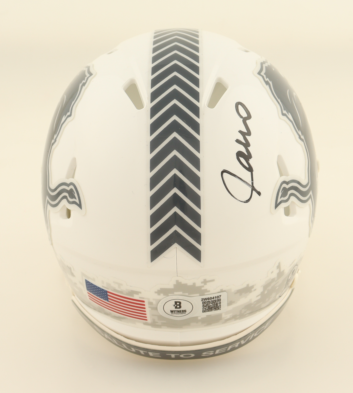 Jameson Williams Signed Lions Salute to Service Alternate Speed Mini Helmet (Beckett) at PristineAuction.com Jameson Williams Signed Lions Salute to Service Alternate Speed Mini Helmet (Beckett) at PristineAuction.com