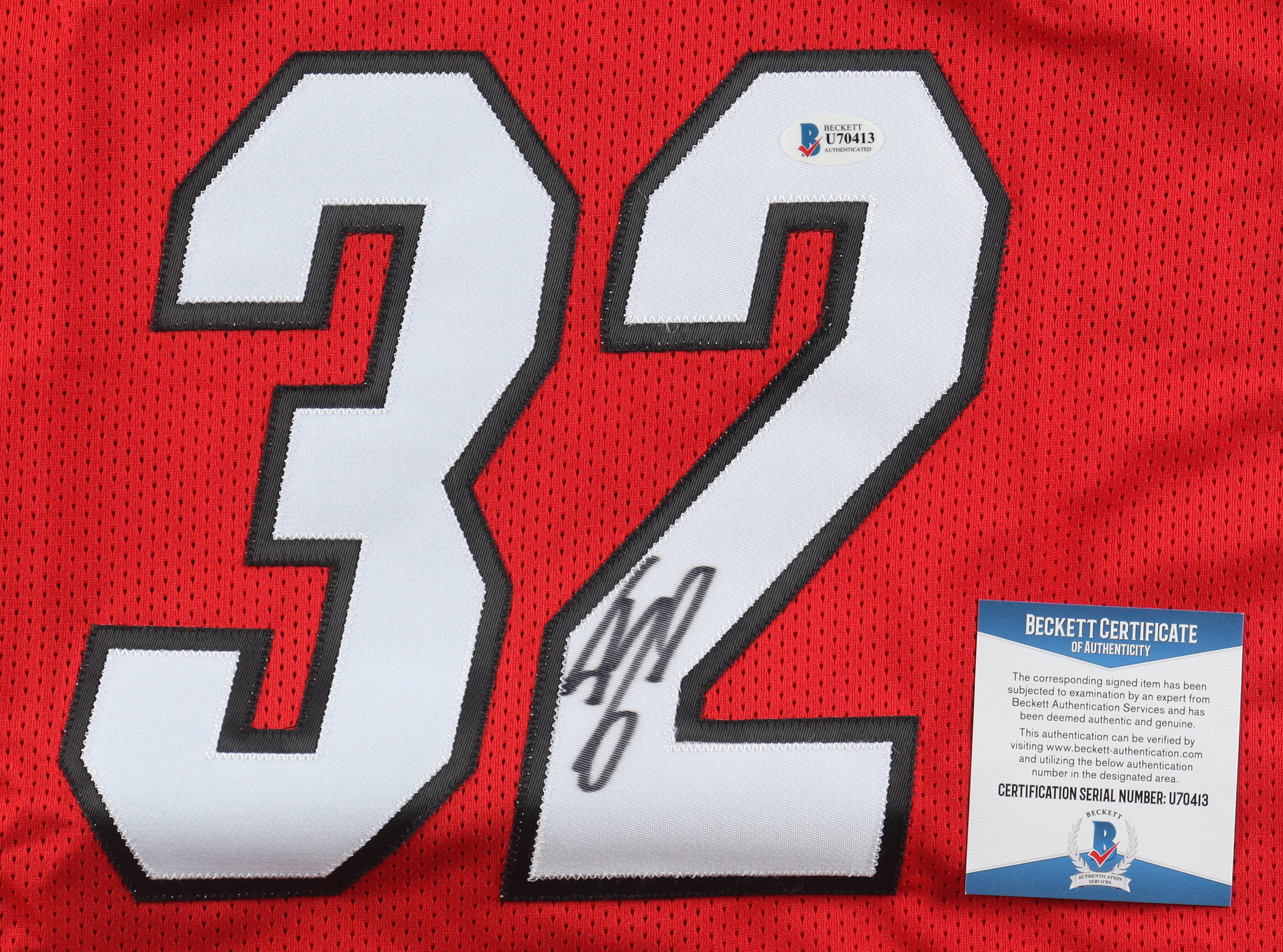 Shaquille O'Neal Signed Jersey (Beckett) at PristineAuction.com Shaquille O'Neal Signed Jersey (Beckett) at PristineAuction.com