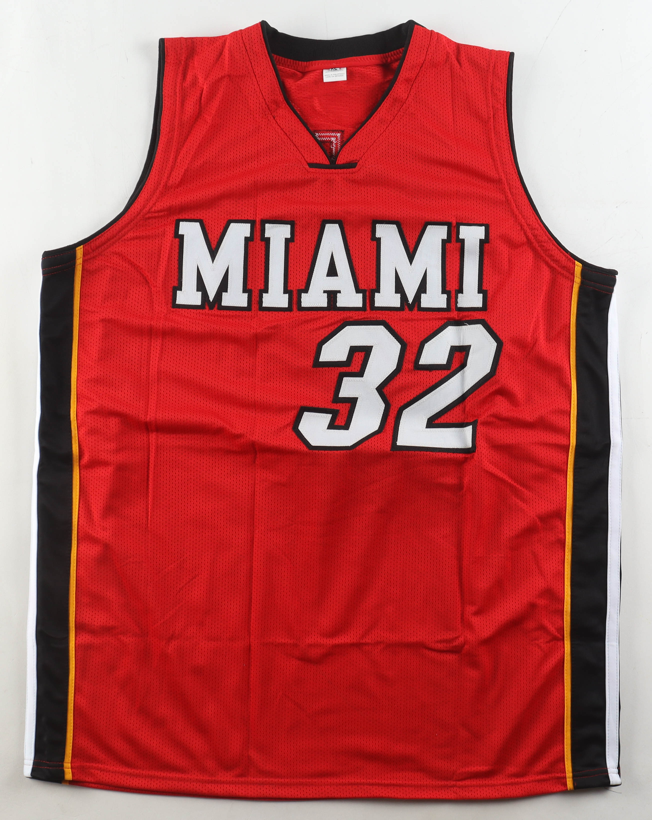 Shaquille O'Neal Signed Jersey (Beckett) at PristineAuction.com Shaquille O'Neal Signed Jersey (Beckett) at PristineAuction.com