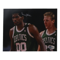 Robert Parish Signed Celtics 8x10 Photo (Beckett) at PristineAuction.com