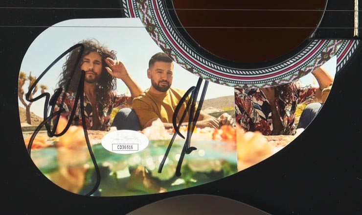 Dan Smyers & Shay Mooney Signed 38" Acoustic Guitar (JSA) at PristineAuction.com Dan Smyers & Shay Mooney Signed 38" Acoustic Guitar (JSA) at PristineAuction.com