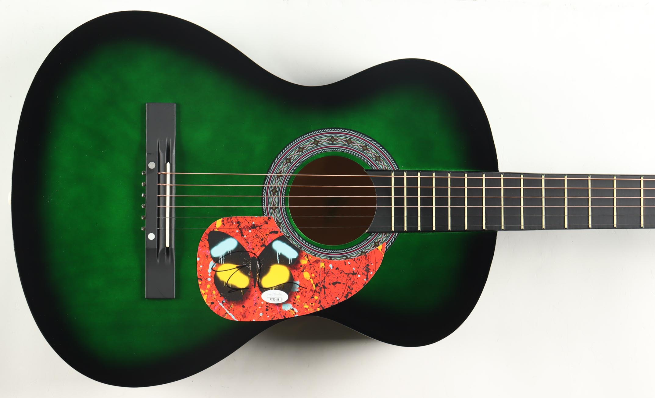 Ed Sheeran Signed 38" Acoustic Guitar (JSA) at PristineAuction.com Ed Sheeran Signed 38" Acoustic Guitar (JSA) at PristineAuction.com