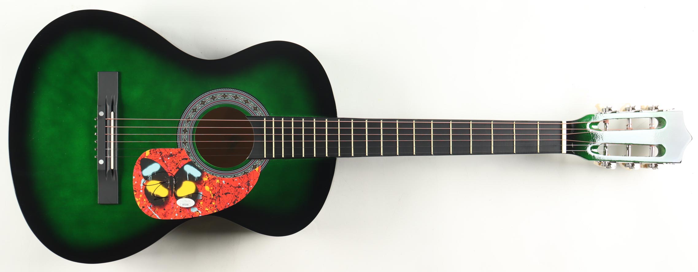 Ed Sheeran Signed 38" Acoustic Guitar (JSA) at PristineAuction.com Ed Sheeran Signed 38" Acoustic Guitar (JSA) at PristineAuction.com