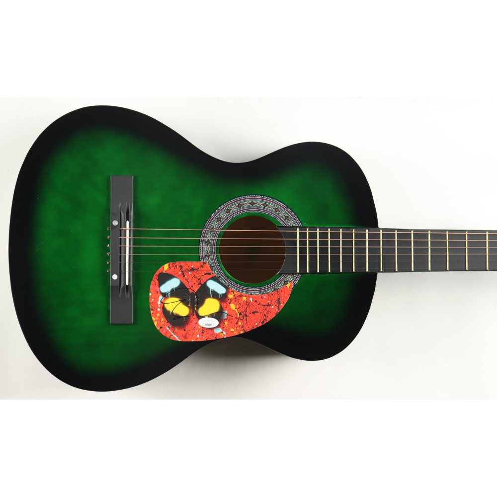 Ed Sheeran Signed 38" Acoustic Guitar (JSA) at PristineAuction.com Ed Sheeran Signed 38" Acoustic Guitar (JSA) at PristineAuction.com