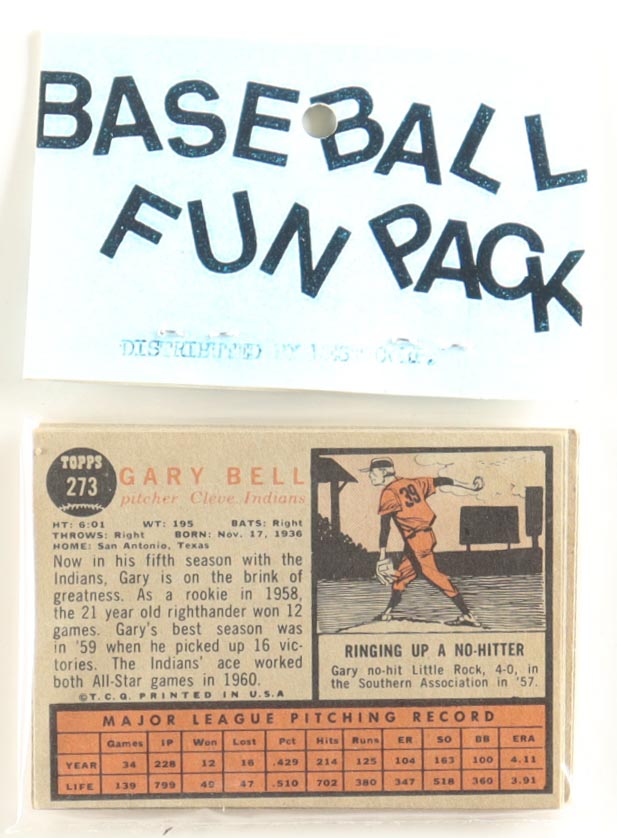 1962 Topps Baseball Card Fun Pack with (10) Cards at PristineAuction.com 1962 Topps Baseball Card Fun Pack with (10) Cards at PristineAuction.com