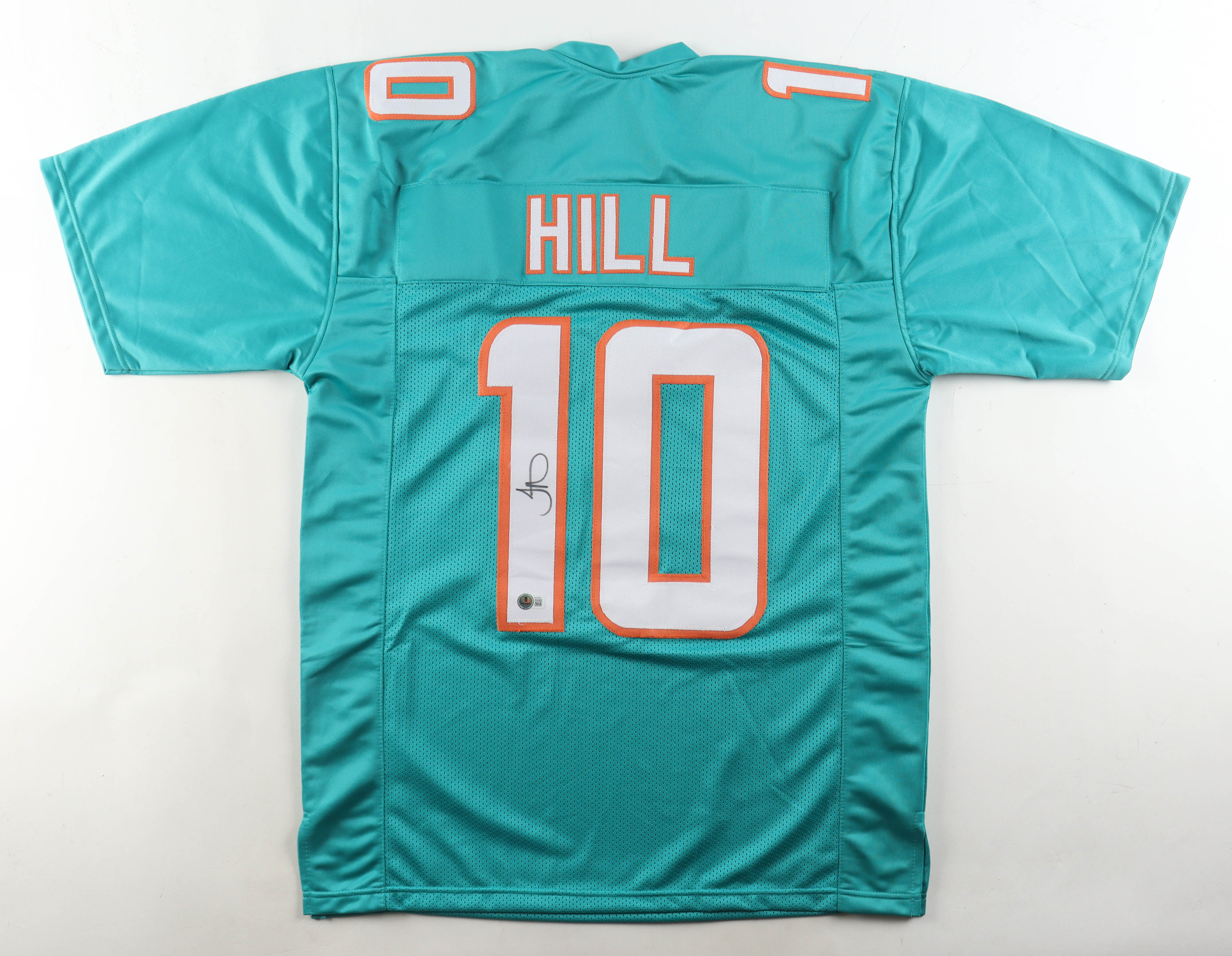 Tyreek Hill Signed Jersey (Beckett) at PristineAuction.com Tyreek Hill Signed Jersey (Beckett) at PristineAuction.com