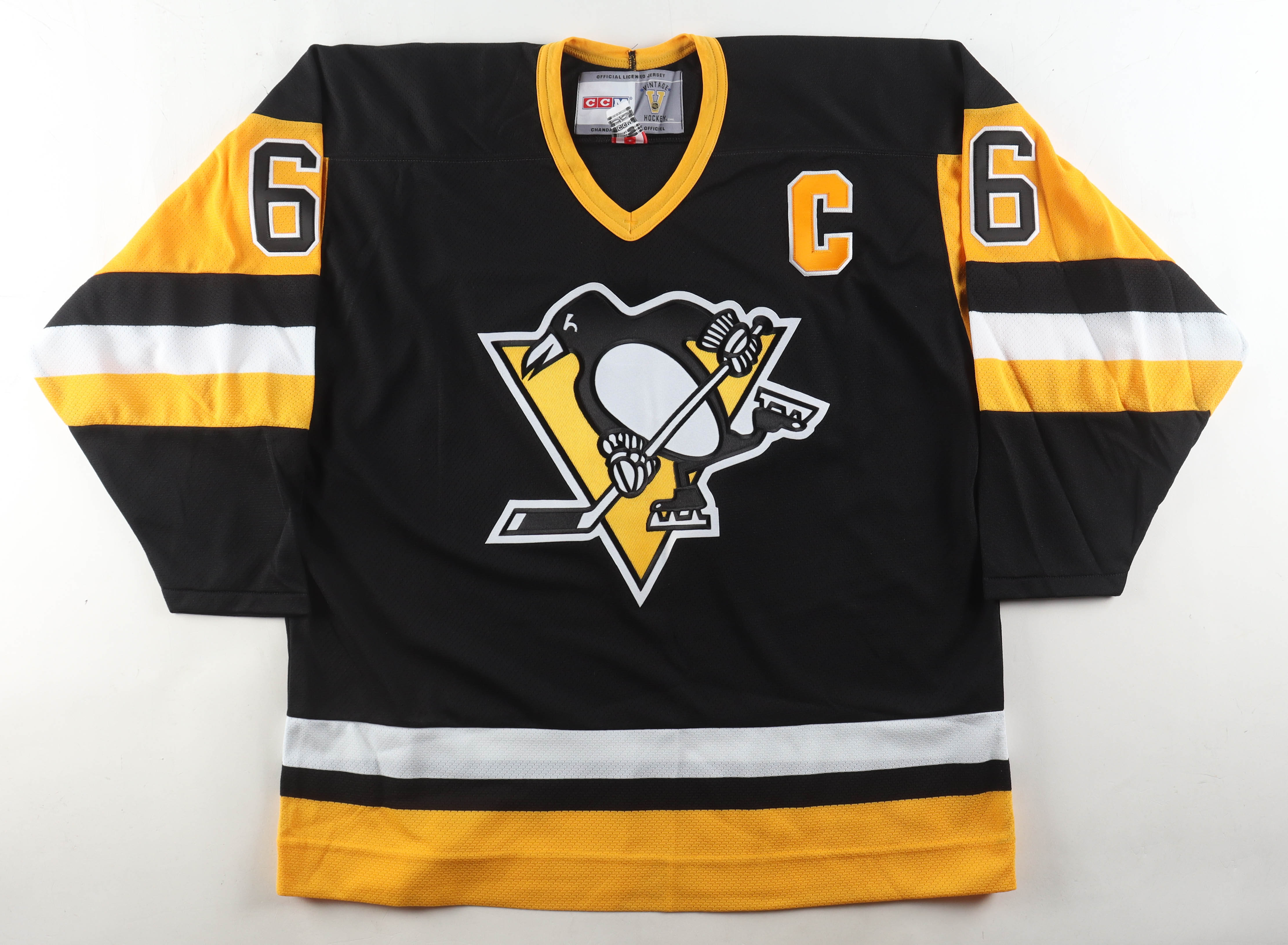 Mario Lemieux Signed Penguins CCM Authentic Captain's Jersey (Steiner) at PristineAuction.com Mario Lemieux Signed Penguins CCM Authentic Captain's Jersey (Steiner) at PristineAuction.com