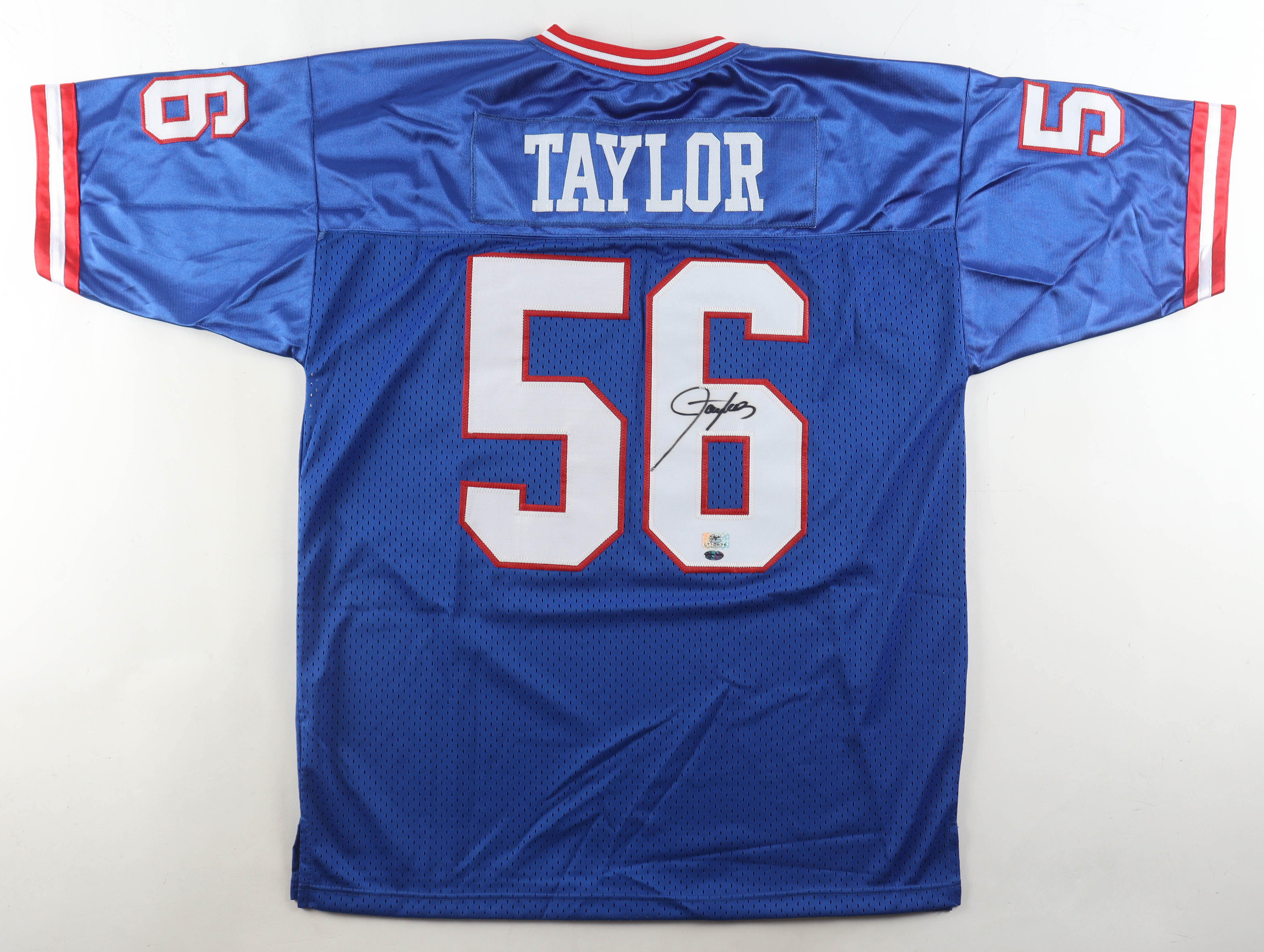 Lawrence Taylor Signed Jersey (Schulte) at PristineAuction.com Lawrence Taylor Signed Jersey (Schulte) at PristineAuction.com