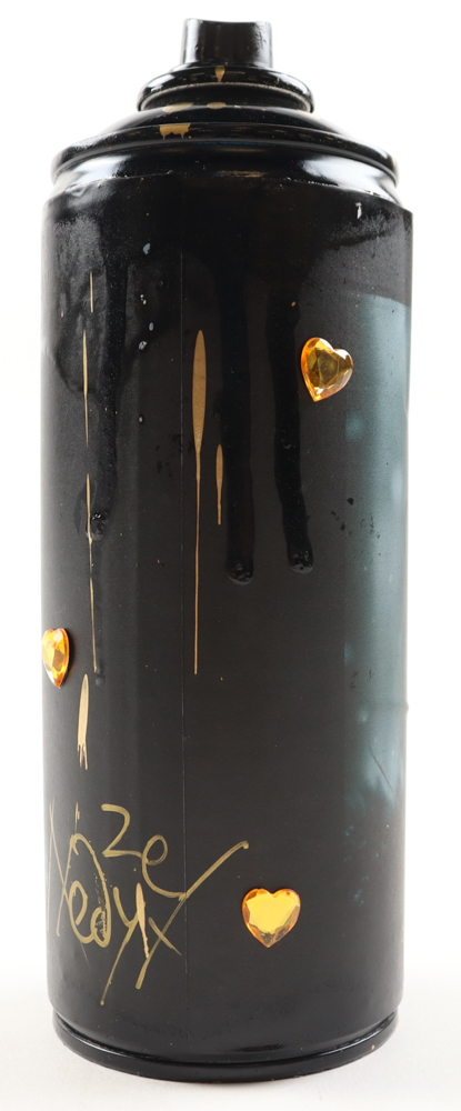 "Golden Gaze in the Snow" Original Spray Can Art by Tadas Zaicikas | TedyZet (Zaicikas) at PristineAuction.com "Golden Gaze in the Snow" Original Spray Can Art by Tadas Zaicikas | TedyZet (Zaicikas) at PristineAuction.com