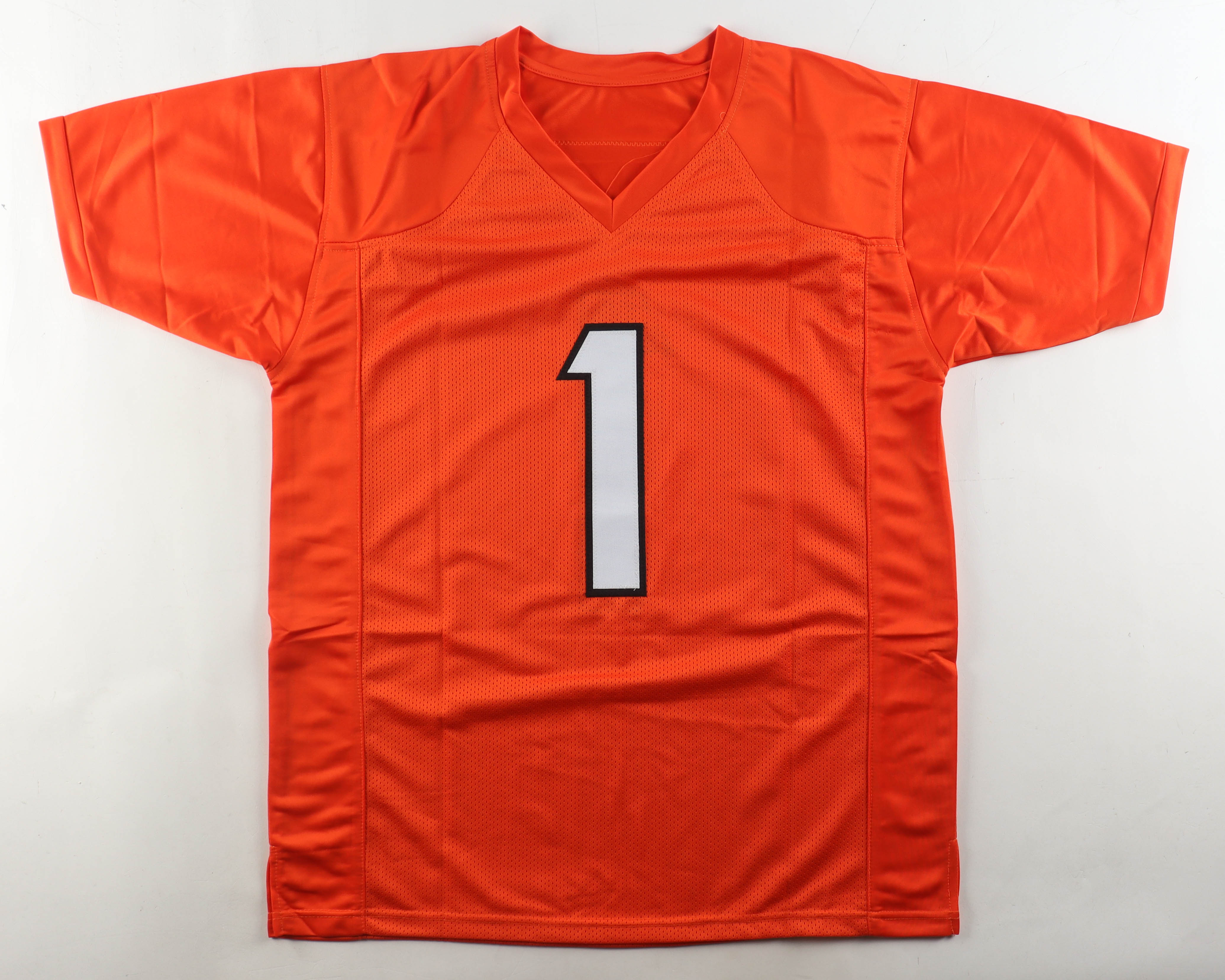 Ja'Marr Chase Signed Jersey (Beckett & Chase) at PristineAuction.com Ja'Marr Chase Signed Jersey (Beckett & Chase) at PristineAuction.com