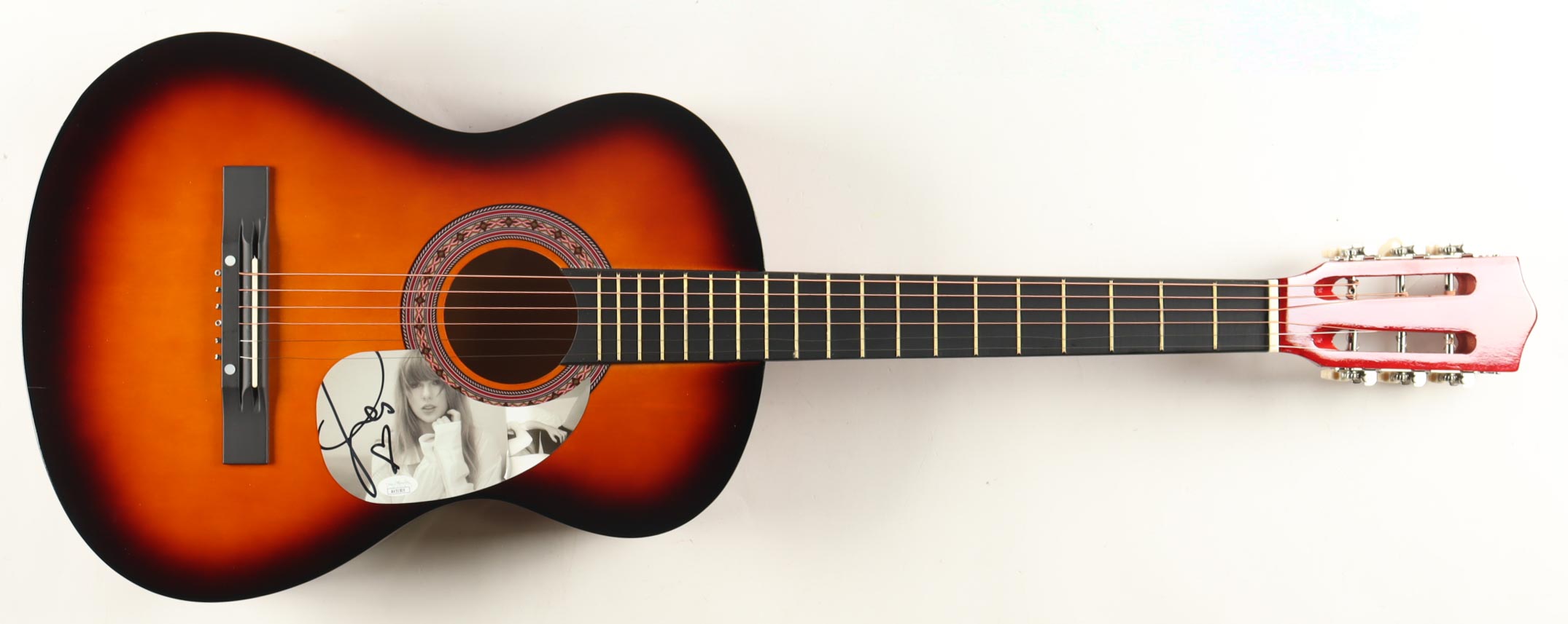 Taylor Swift Guitar with Signed Custom Insert Pickguard (JSA) at PristineAuction.com Taylor Swift Guitar with Signed Custom Insert Pickguard (JSA) at PristineAuction.com