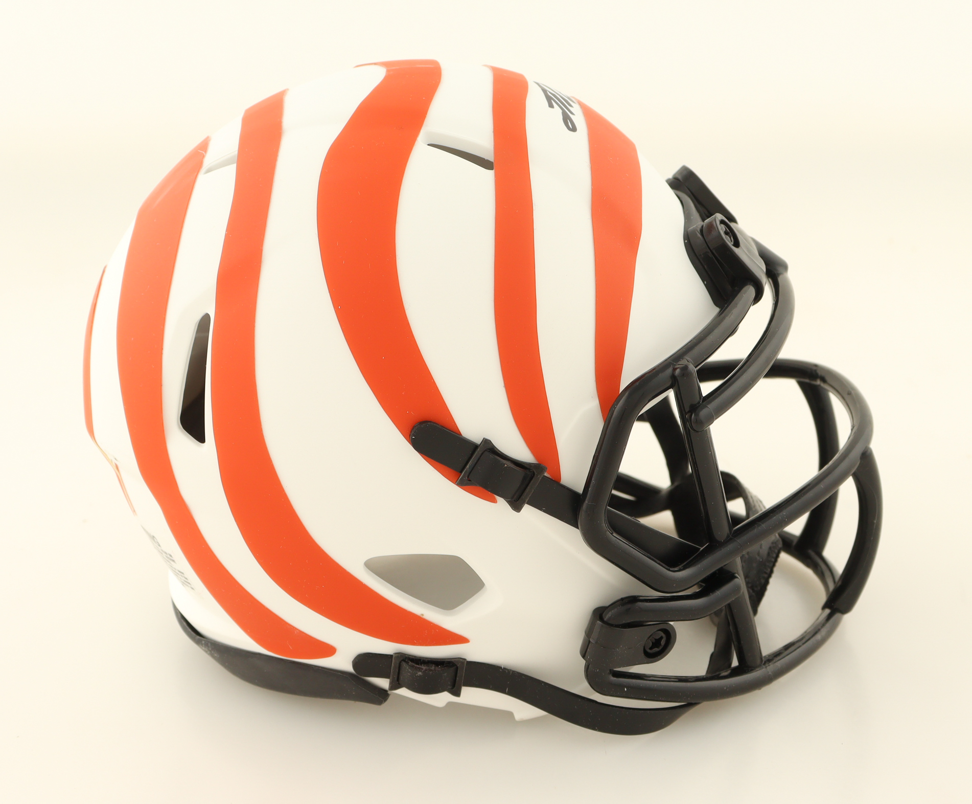Joe Mixon Signed Bengals Lunar Eclipse Alternate Speed Mini Helmet (JSA & PIA) at PristineAuction.com Joe Mixon Signed Bengals Lunar Eclipse Alternate Speed Mini Helmet (JSA & PIA) at PristineAuction.com