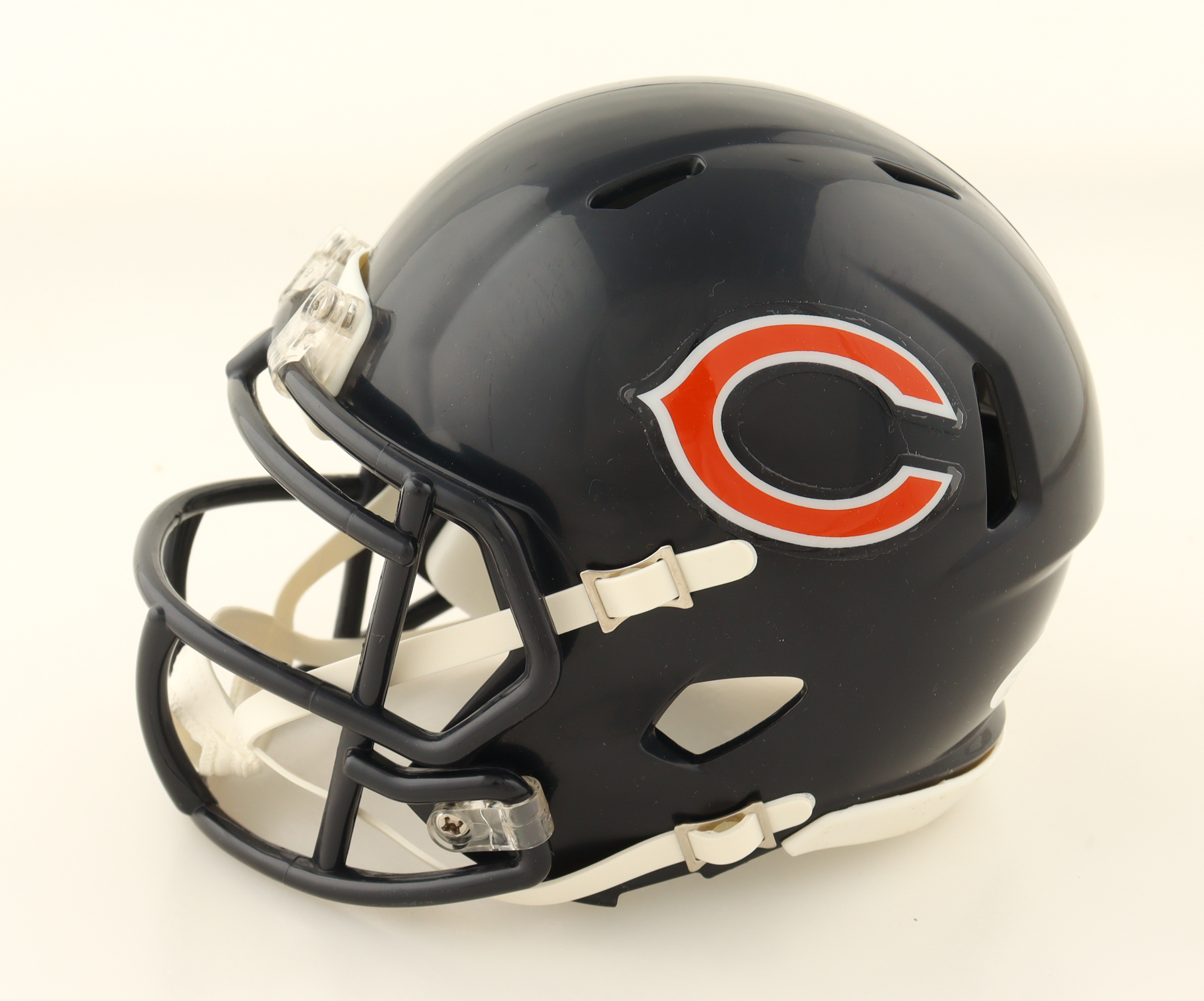 D.J. Moore Signed Bears Speed Mini Helmet (JSA & PIA) at PristineAuction.com D.J. Moore Signed Bears Speed Mini Helmet (JSA & PIA) at PristineAuction.com