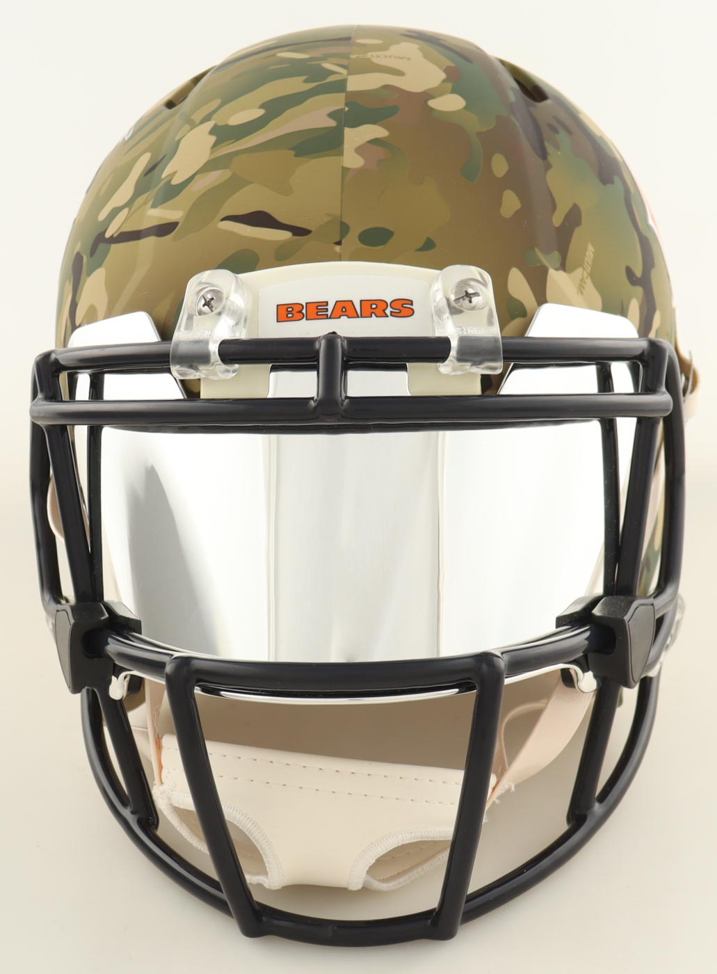 D'Andre Swift Signed Bears Full-Size Authentic On-Field Camo Alternate Speed Helmet With Visor (Beckett) at PristineAuction.com D'Andre Swift Signed Bears Full-Size Authentic On-Field Camo Alternate Speed Helmet With Visor (Beckett) at PristineAuction.com