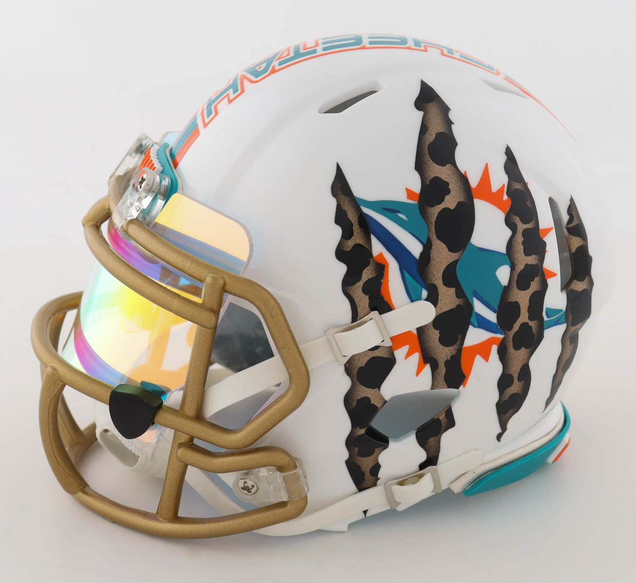 Tyreek Hill Signed Dolphins Custom Speed Mini Helmet with Visor (Beckett) at PristineAuction.com Tyreek Hill Signed Dolphins Custom Speed Mini Helmet with Visor (Beckett) at PristineAuction.com