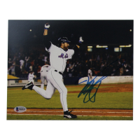 Mike Piazza Signed Mets 8x10 Photo (Beckett) at PristineAuction.com