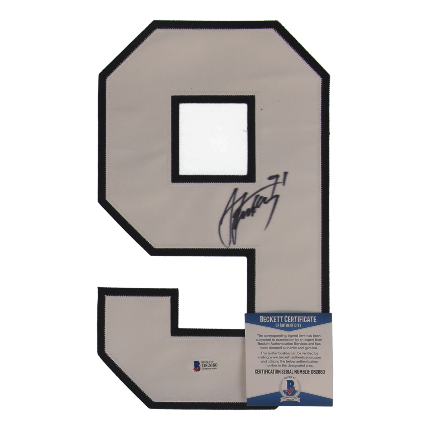 Steven Stamkos Signed Jersey Number "9" Patch (Beckett) at PristineAuction.com Steven Stamkos Signed Jersey Number "9" Patch (Beckett) at PristineAuction.com