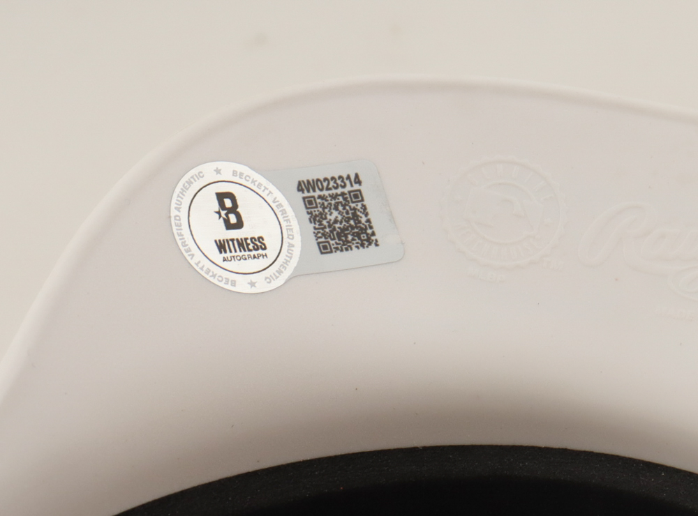 Sammy Sosa Signed Cubs Mini Batting Helmet Inscribed "Cubs HOF 2025" (Beckett) at PristineAuction.com Sammy Sosa Signed Cubs Mini Batting Helmet Inscribed "Cubs HOF 2025" (Beckett) at PristineAuction.com