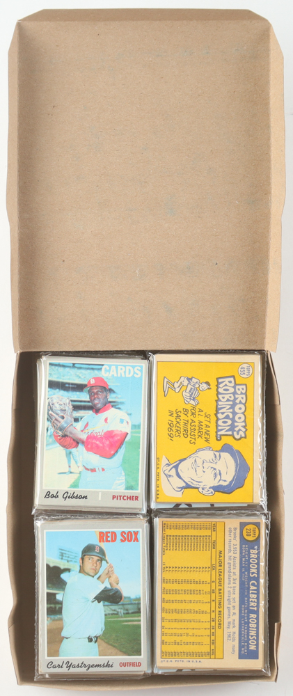 1970 Topps Baseball Cello Fun Pack Vending Box with (20) Packs at PristineAuction.com 1970 Topps Baseball Cello Fun Pack Vending Box with (20) Packs at PristineAuction.com