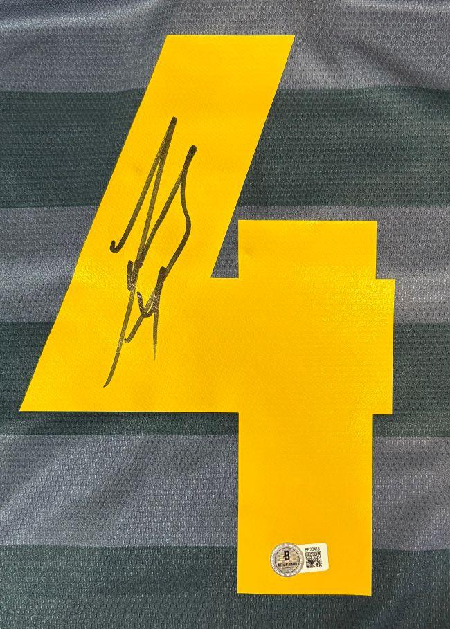 Javier Zanetti Signed Inter Milan Blue Umbro Authentic Jersey (Beckett) at PristineAuction.com Javier Zanetti Signed Inter Milan Blue Umbro Authentic Jersey (Beckett) at PristineAuction.com