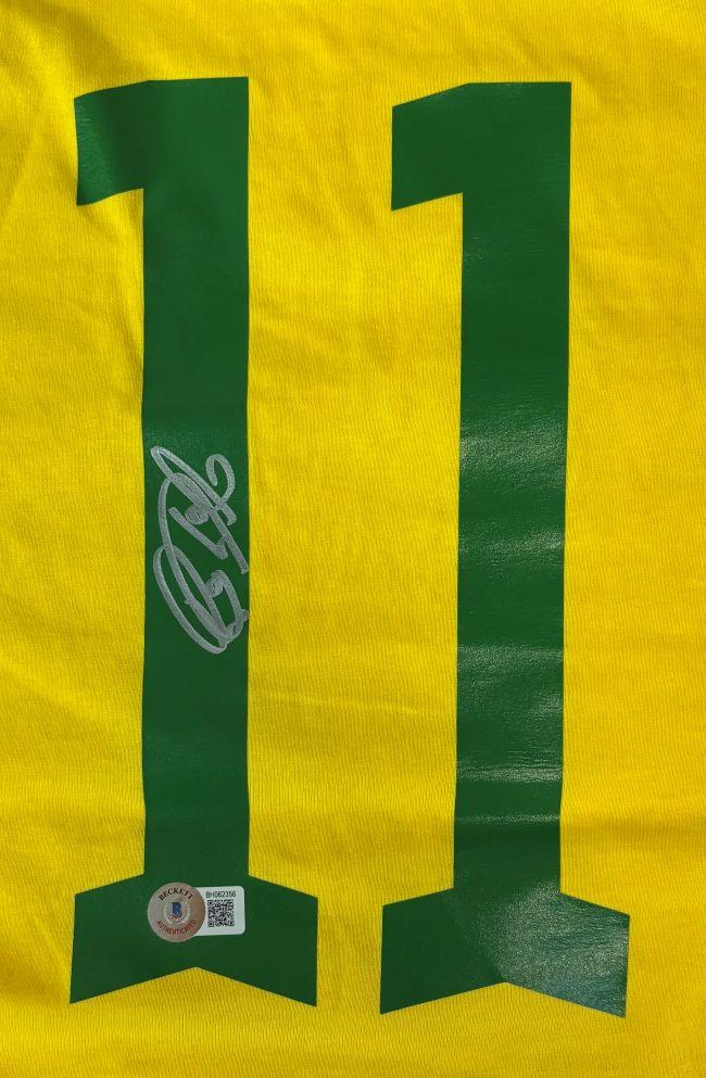 Raphina Signed Jersey (Beckett) at PristineAuction.com Raphina Signed Jersey (Beckett) at PristineAuction.com