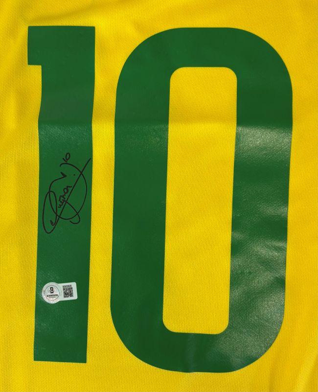 Neymar Jr. Signed Brazil National Team Nike Authentic Jersey (Beckett) at PristineAuction.com Neymar Jr. Signed Brazil National Team Nike Authentic Jersey (Beckett) at PristineAuction.com