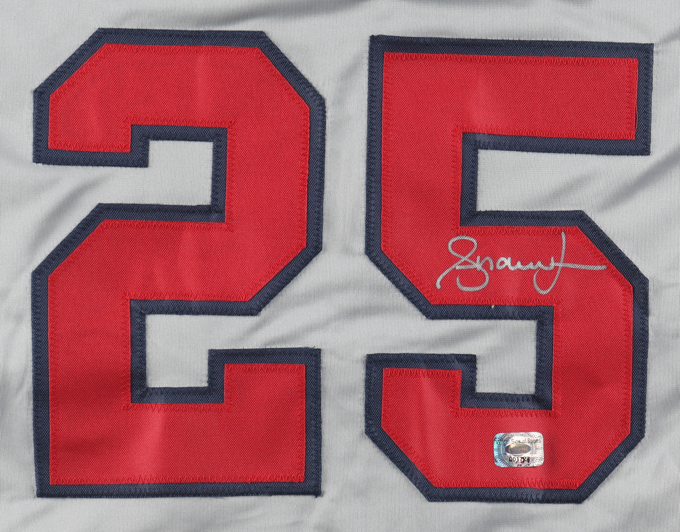 Andruw Jones Signed Jersey (Wilder) at PristineAuction.com Andruw Jones Signed Jersey (Wilder) at PristineAuction.com