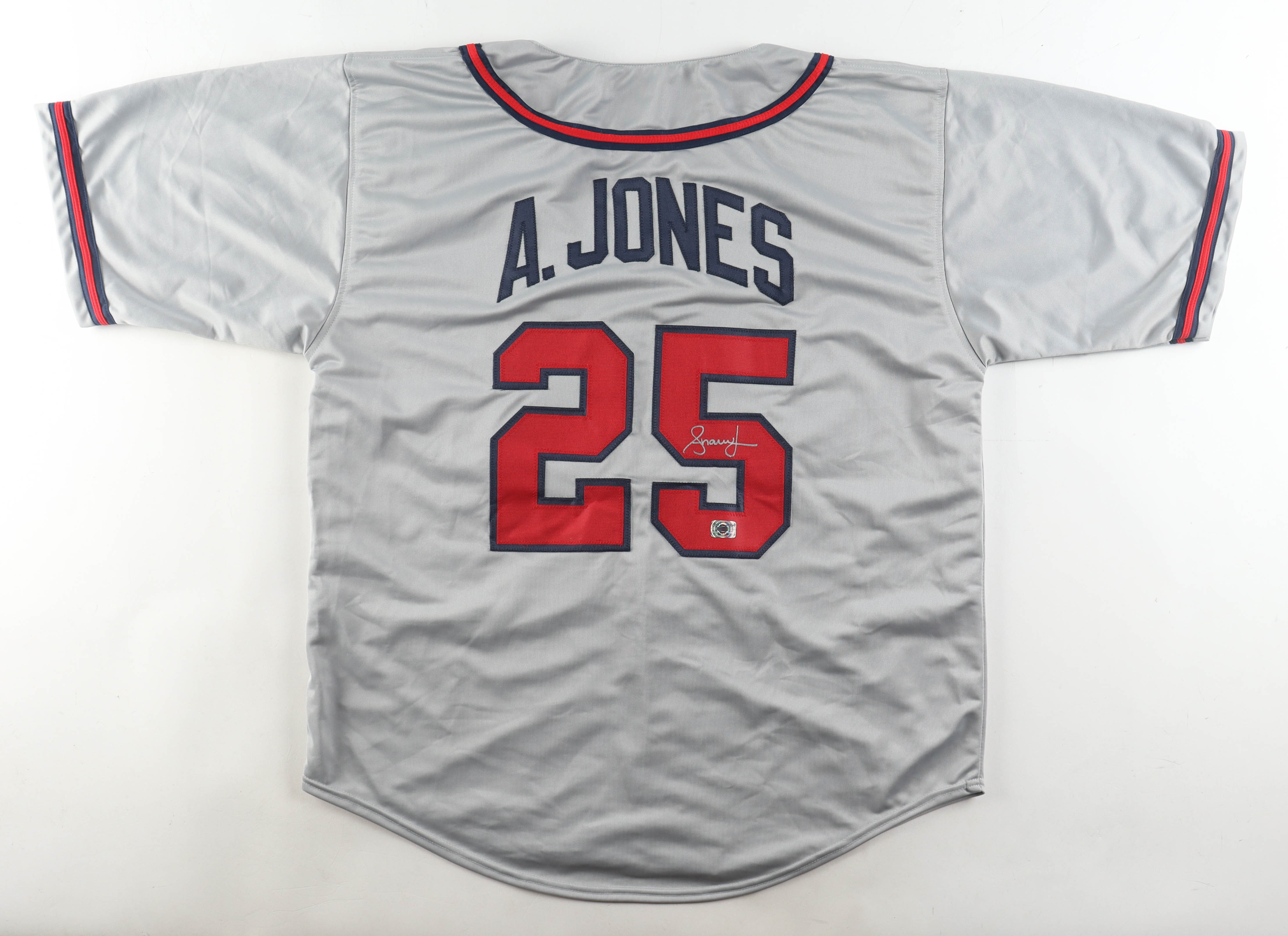 Andruw Jones Signed Jersey (Wilder) at PristineAuction.com Andruw Jones Signed Jersey (Wilder) at PristineAuction.com