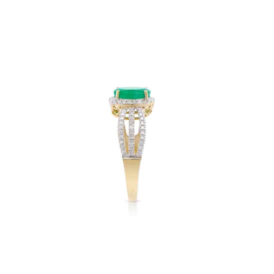 1.46 CTW Emerald & Natural Diamond Ring Mounted in 14Kt Yellow Gold H-I, I1-2 | Estimated Retail Value: $7,680 (IGI) at PristineAuction.com 1.46 CTW Emerald & Natural Diamond Ring Mounted in 14Kt Yellow Gold H-I, I1-2 | Estimated Retail Value: $7,680 (IGI) at PristineAuction.com