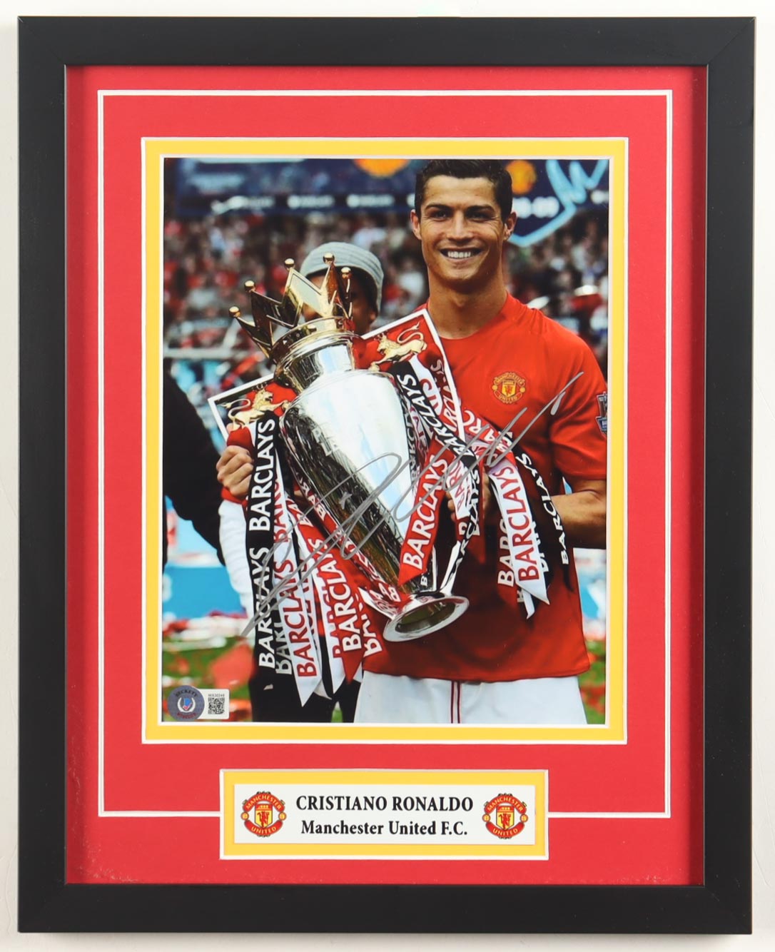 Cristiano Ronaldo Signed Manchester United F.C. Custom Framed Photo Display (JSA) at PristineAuction.com Cristiano Ronaldo Signed Manchester United F.C. Custom Framed Photo Display (JSA) at PristineAuction.com