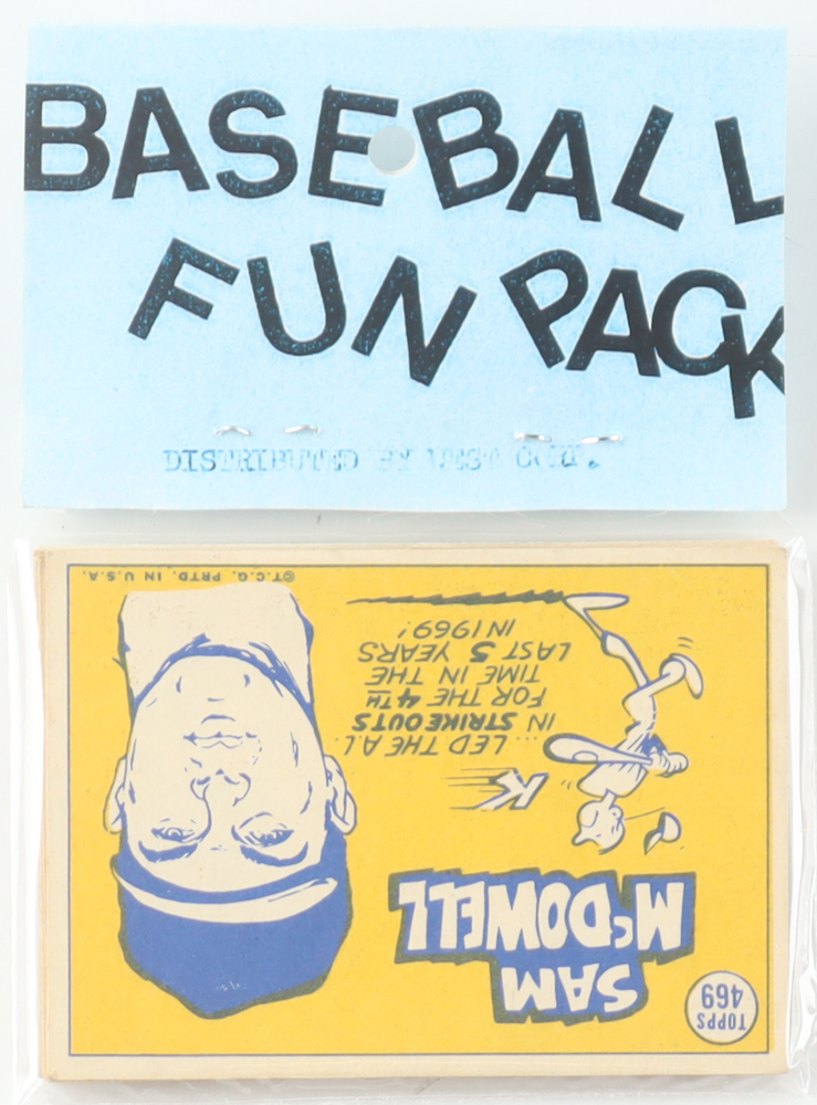 1970 Topps Baseball Card Fun Pack with (10) Cards at PristineAuction.com 1970 Topps Baseball Card Fun Pack with (10) Cards at PristineAuction.com
