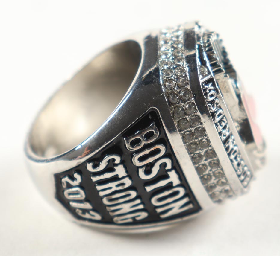 2013 Boston Red Sox Commemorative World Series MLB Replica Championship Ring at PristineAuction.com 2013 Boston Red Sox Commemorative World Series MLB Replica Championship Ring at PristineAuction.com