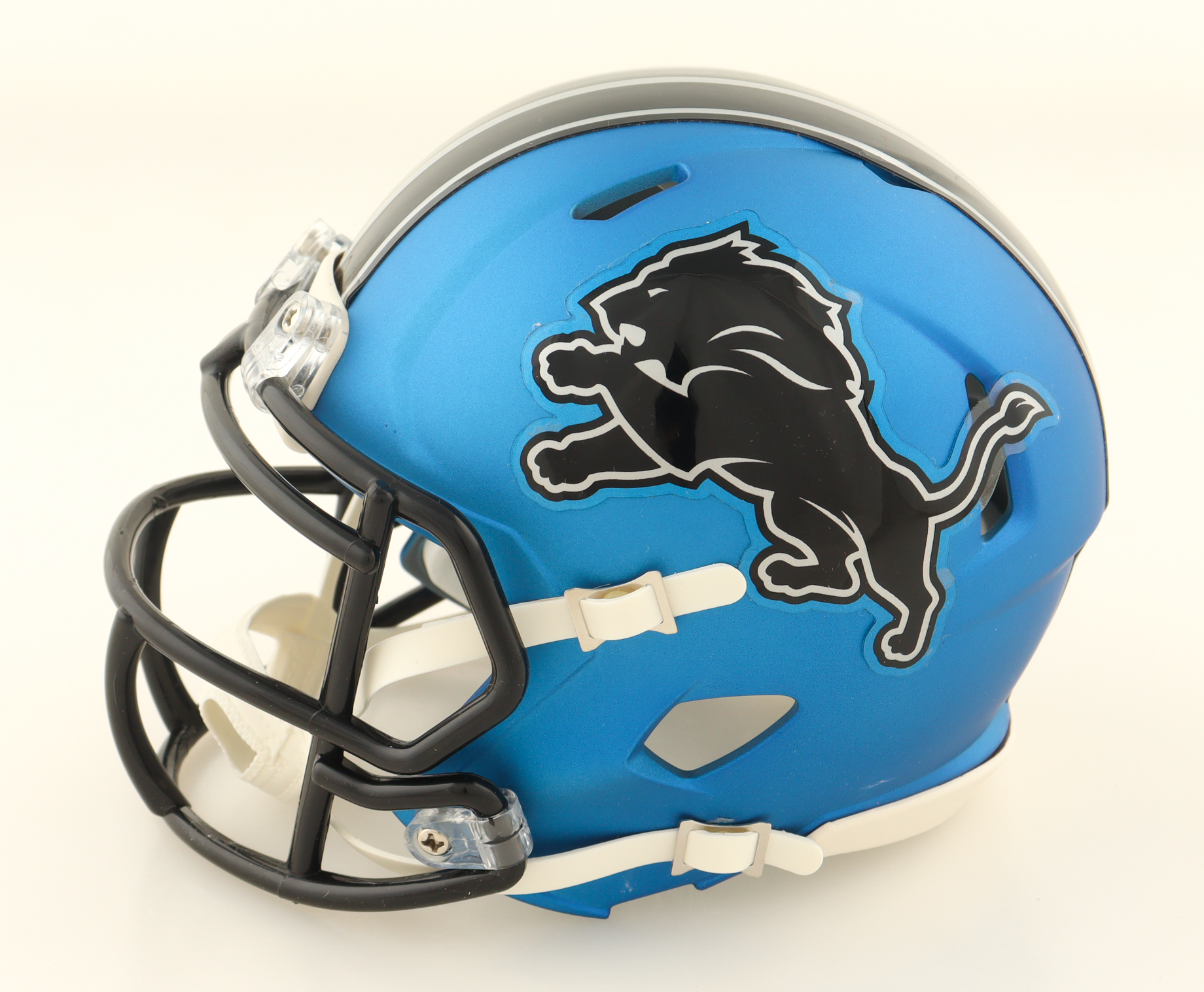 Jameson Williams Signed Lions Alternate Speed Mini Helmet (Beckett) at PristineAuction.com Jameson Williams Signed Lions Alternate Speed Mini Helmet (Beckett) at PristineAuction.com