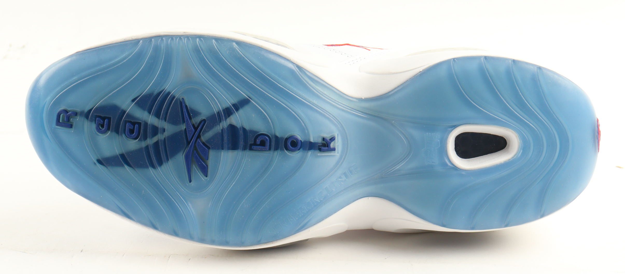 Allen Iverson Signed Reebok Basketball Shoe (Beckett) at PristineAuction.com Allen Iverson Signed Reebok Basketball Shoe (Beckett) at PristineAuction.com
