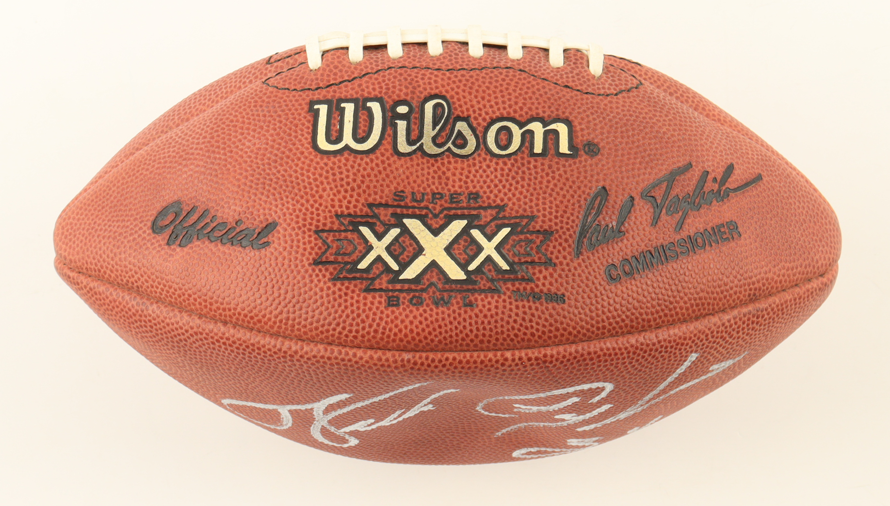 Walter Payton Signed Super Bowl XXX Logo NFL Football (PSA) at PristineAuction.com Walter Payton Signed Super Bowl XXX Logo NFL Football (PSA) at PristineAuction.com