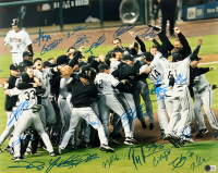 2005 White Sox 16x20 Photo Team-Signed By (23) with Jermaine Dye, Tadahito Iguchi, Carl Everett, Geoff Blum (Beckett) at PristineAuction.com
