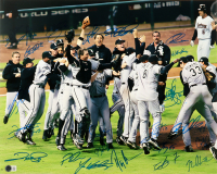 2005 White Sox 16x20 Photo Team-Signed By (23) with Jermaine Dye, Tadahito Iguchi, Carl Everett, Geoff Blum (Beckett) at PristineAuction.com