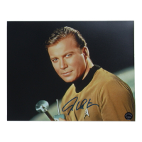 William Shatner Signed "Star Trek" 8x10 Photo (Authentic Ink) at PristineAuction.com
