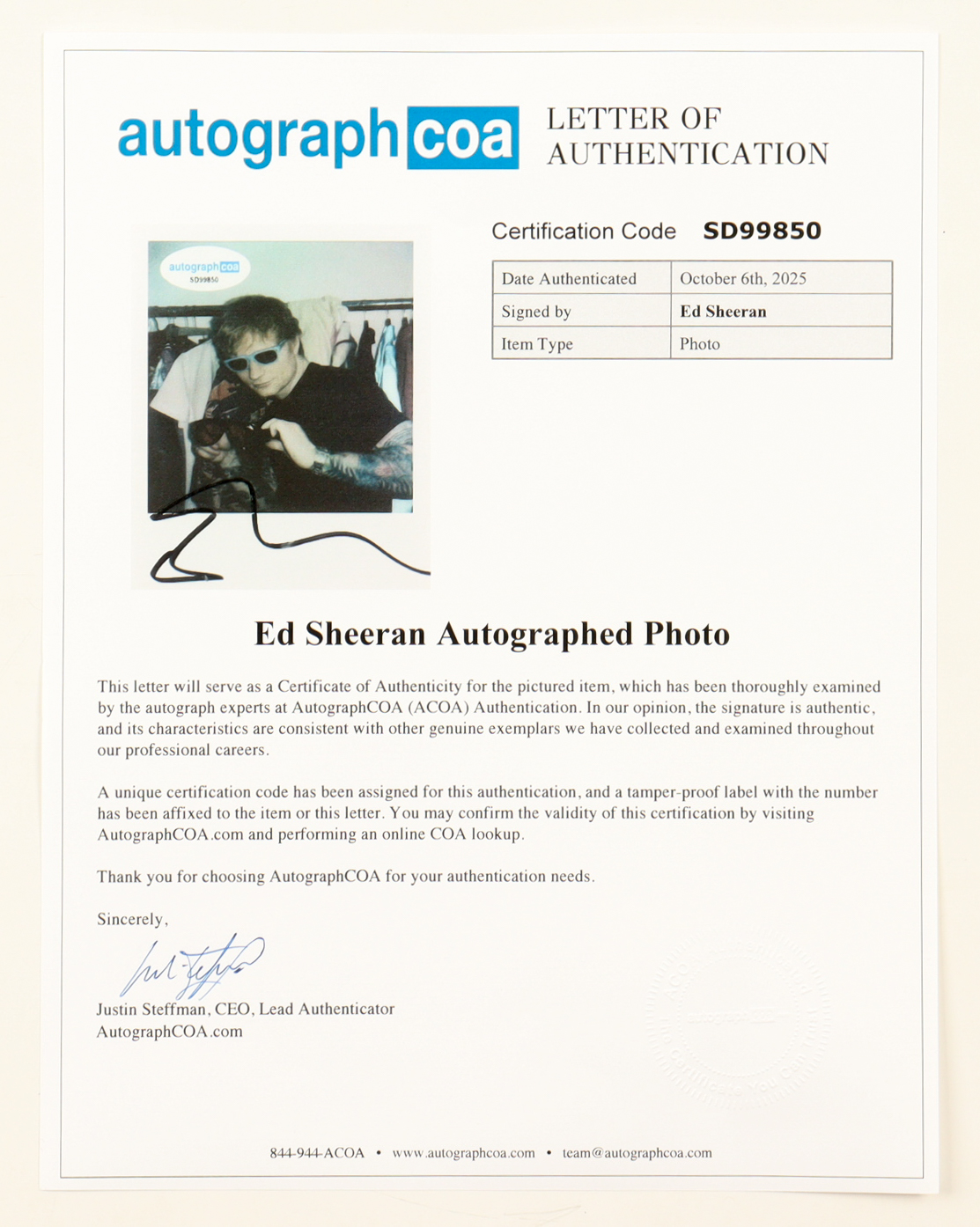 Ed Sheeran Signed "Play" Custom Framed CD Insert Display (ACOA) at PristineAuction.com Ed Sheeran Signed "Play" Custom Framed CD Insert Display (ACOA) at PristineAuction.com