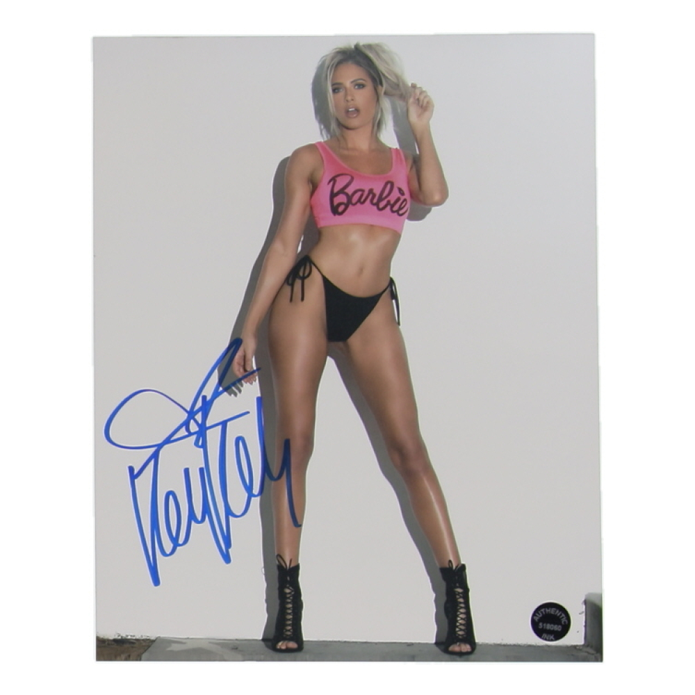 Barbie "Kelly Kelly" Blank Signed 8x10 Photo (Authentic Ink) at PristineAuction.com