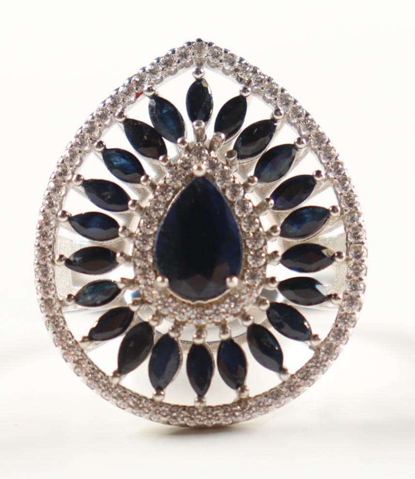 4.7 CTW Sapphire & White Zircon Ring | Estimated Retail Value: $1,950 (UGL) at PristineAuction.com 4.7 CTW Sapphire & White Zircon Ring | Estimated Retail Value: $1,950 (UGL) at PristineAuction.com