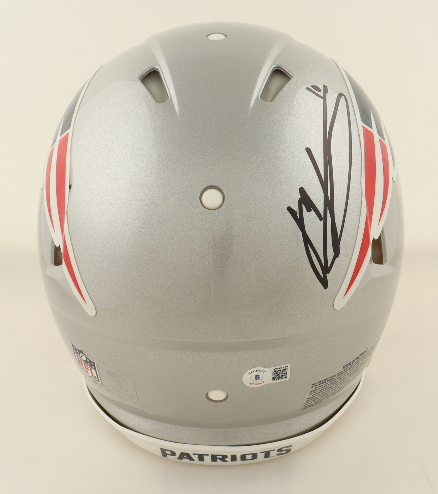 Mac Jones Signed Patriots Full-Size Authentic On-Field Speed Helmet (Beckett) at PristineAuction.com Mac Jones Signed Patriots Full-Size Authentic On-Field Speed Helmet (Beckett) at PristineAuction.com