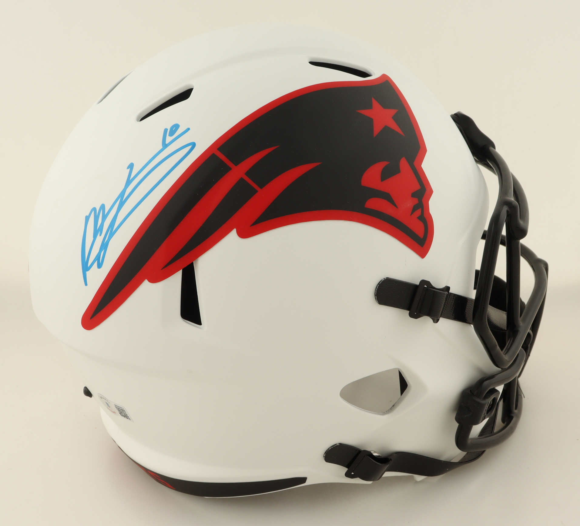 Mac Jones Signed Patriots Full-Size Lunar Eclipse Alternate Speed Helmet (Beckett) at PristineAuction.com Mac Jones Signed Patriots Full-Size Lunar Eclipse Alternate Speed Helmet (Beckett) at PristineAuction.com