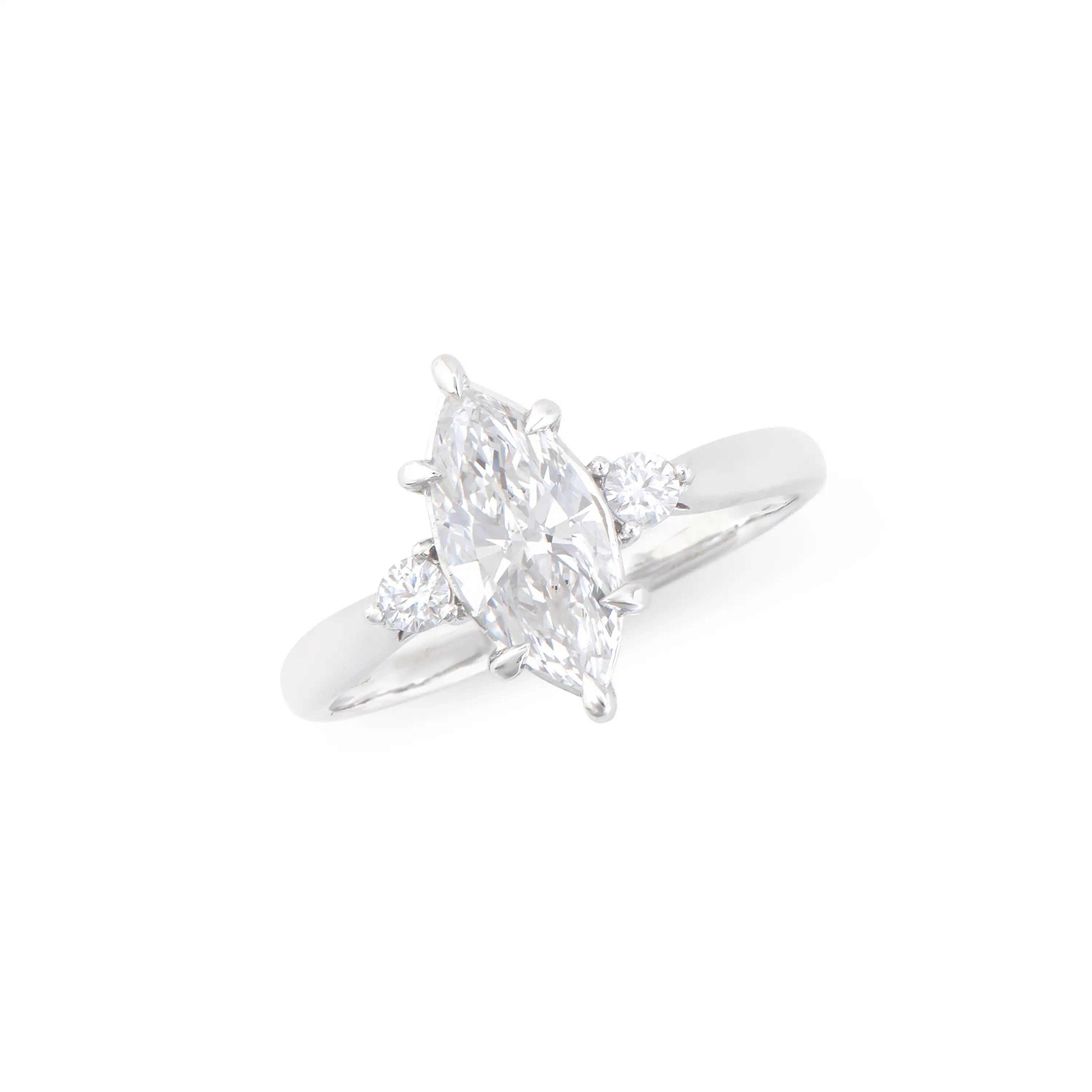 1.25 CTW TOP Lab Grown Diamonds Ring  E-F, VVS2 NEW | Estimated Retail Value: $3,450 (IGI) at PristineAuction.com 1.25 CTW TOP Lab Grown Diamonds Ring  E-F, VVS2 NEW | Estimated Retail Value: $3,450 (IGI) at PristineAuction.com