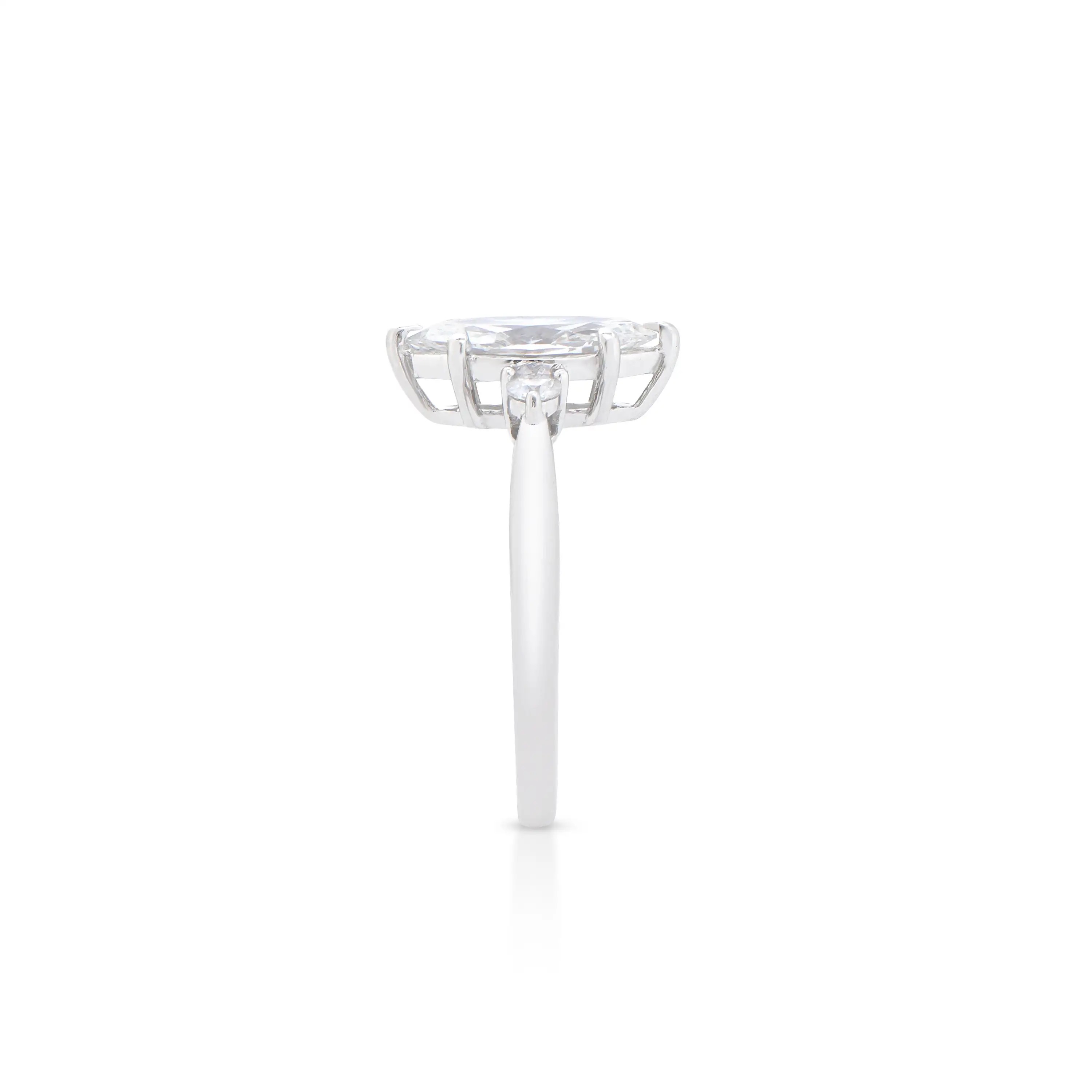 1.25 CTW TOP Lab Grown Diamonds Ring  E-F, VVS2 NEW | Estimated Retail Value: $3,450 (IGI) at PristineAuction.com 1.25 CTW TOP Lab Grown Diamonds Ring  E-F, VVS2 NEW | Estimated Retail Value: $3,450 (IGI) at PristineAuction.com