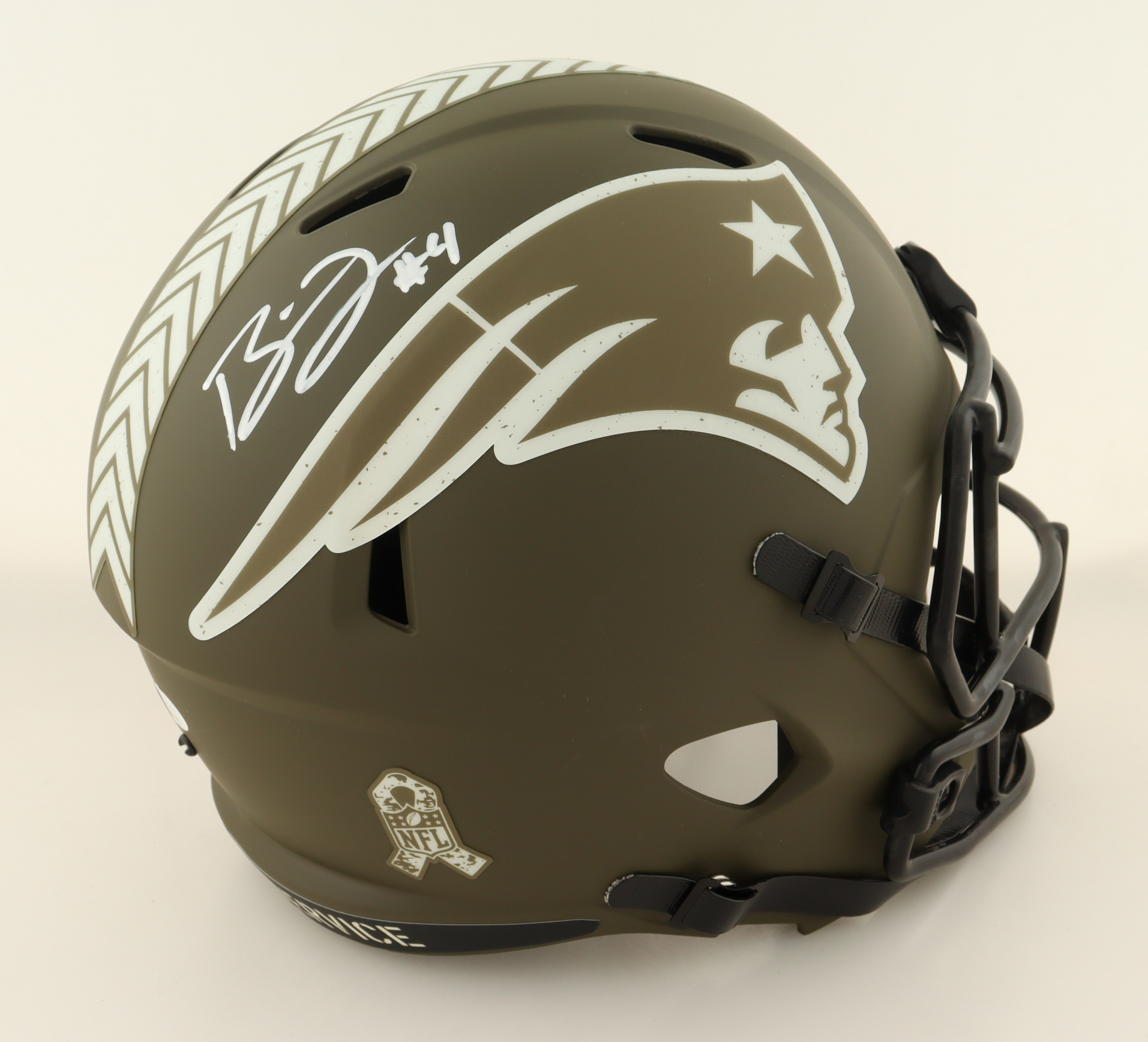 Bailey Zappe Signed Patriots Full-Size Salute To Service Alternate Speed Helmet (JSA) at PristineAuction.com Bailey Zappe Signed Patriots Full-Size Salute To Service Alternate Speed Helmet (JSA) at PristineAuction.com