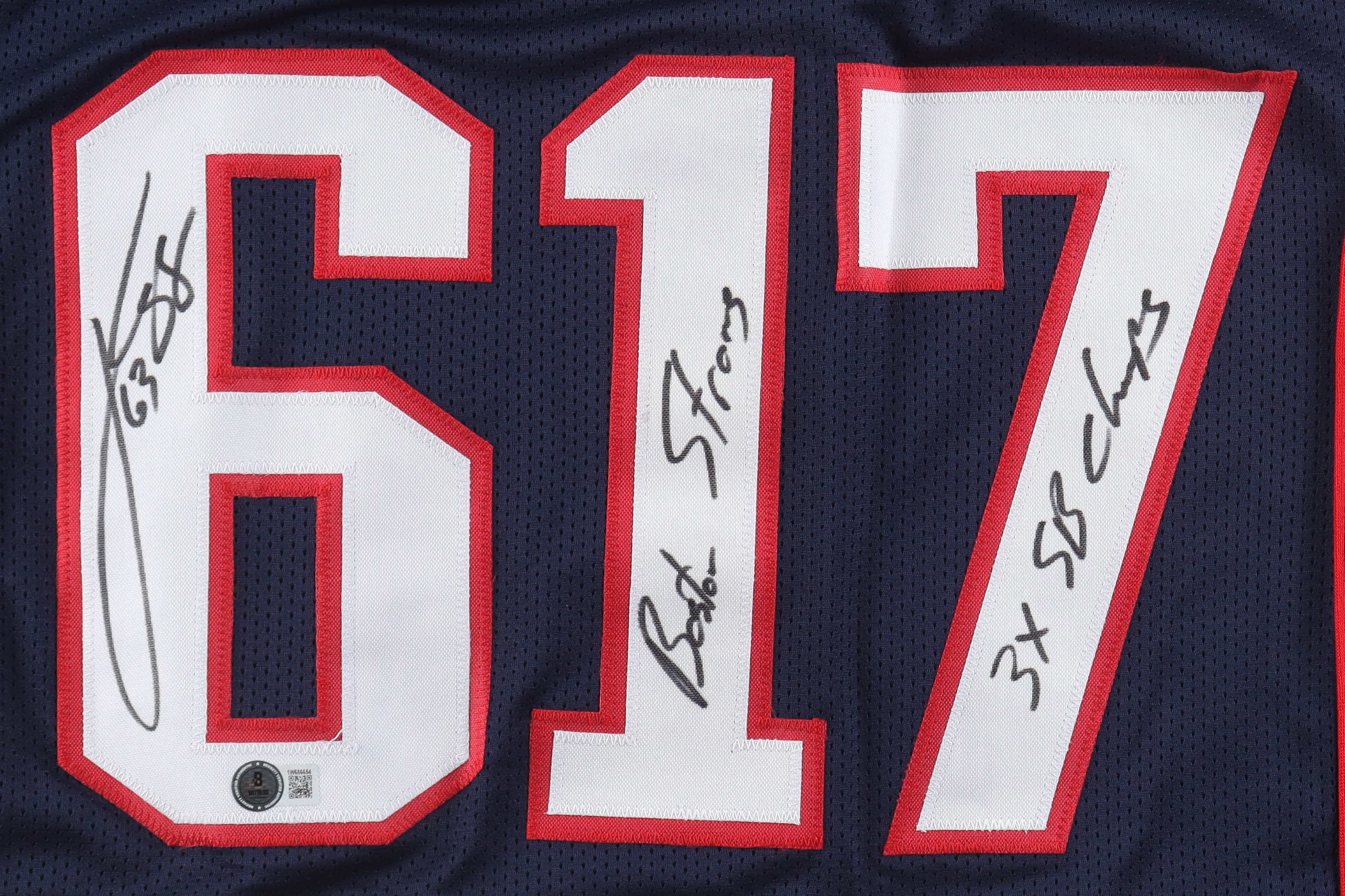Joe Andruzzi Signed Jersey Inscribed "Boston Strong" & "3x SB Champs" (Beckett) at PristineAuction.com Joe Andruzzi Signed Jersey Inscribed "Boston Strong" & "3x SB Champs" (Beckett) at PristineAuction.com